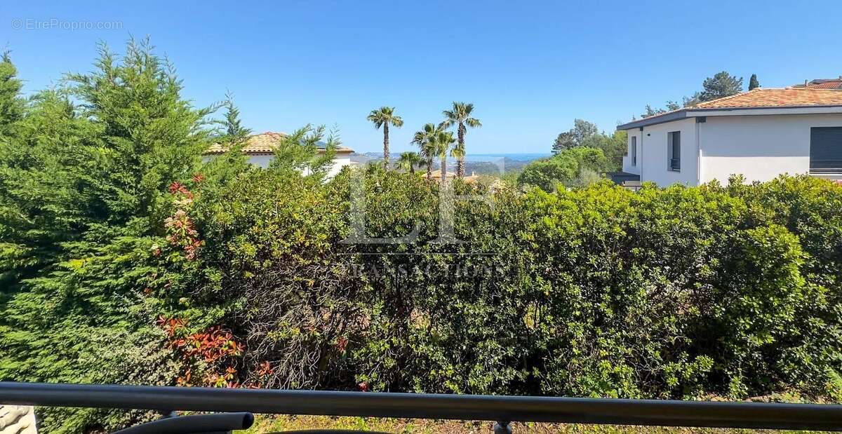 Maison à LES ADRETS-DE-L'ESTEREL