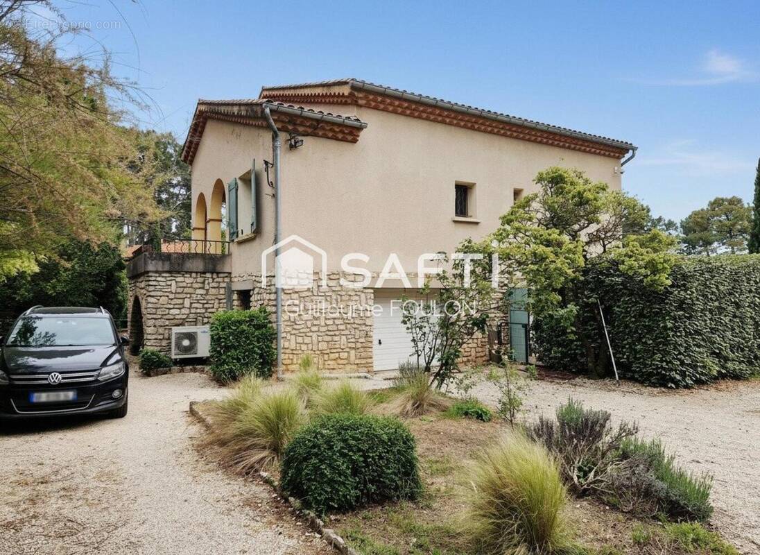 Photo 1 - Maison à ROUSSILLON