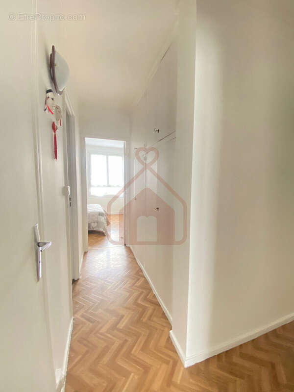 Appartement à LE KREMLIN-BICETRE