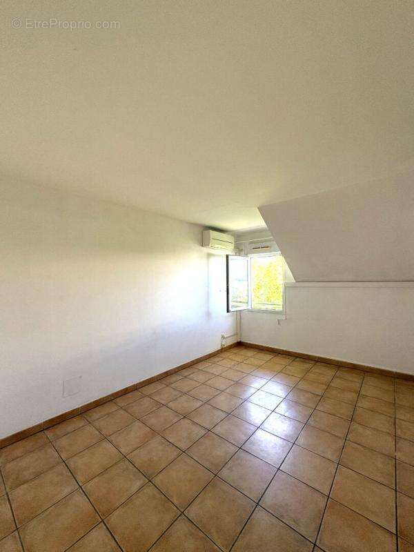 Appartement à SAINT-DENIS