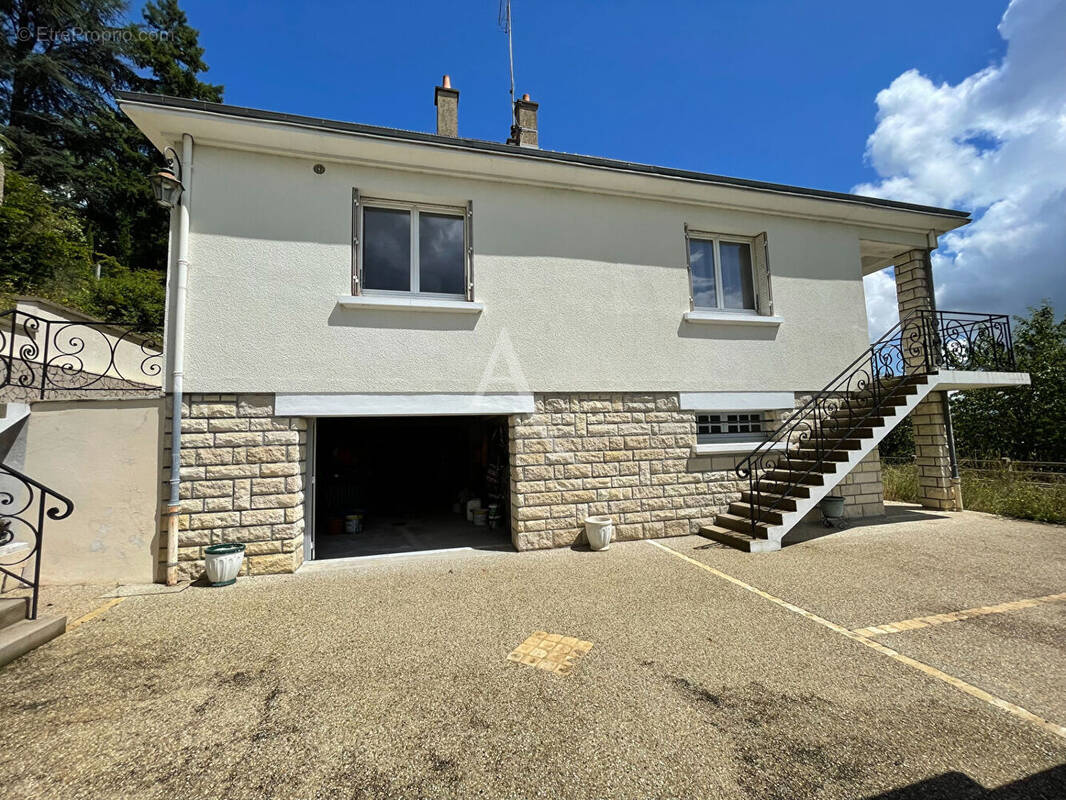 Maison à MONTRICHARD