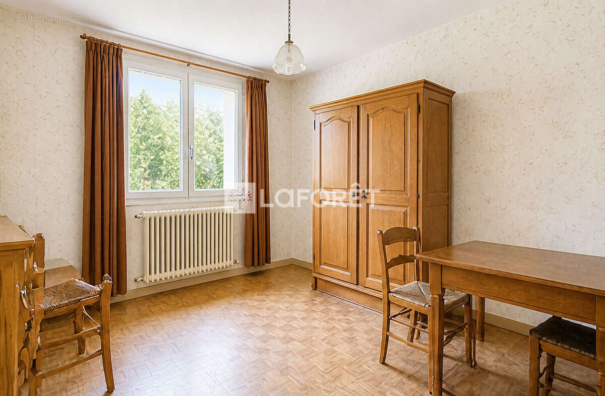 Maison à FLEURIEUX-SUR-L'ARBRESLE