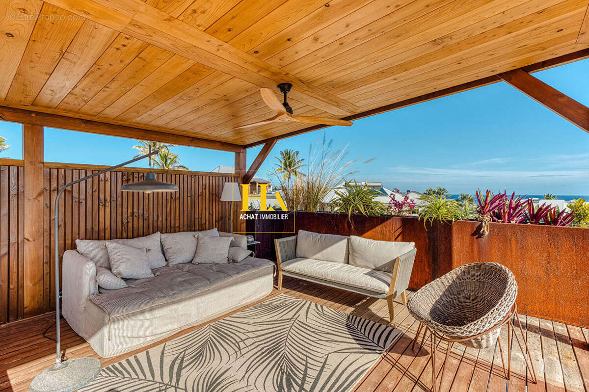 Villa contemporaine 160 m² avec piscine et vue mer ,Terre Sainte, Saint-Pierre - photo 5