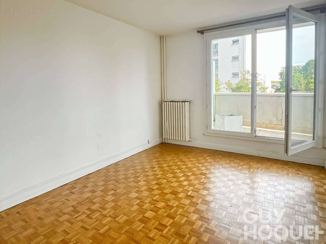 Appartement à VERSAILLES