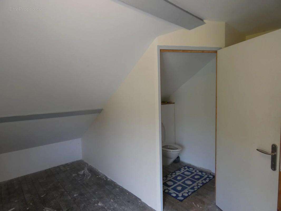 Maison à SAINT-BERON