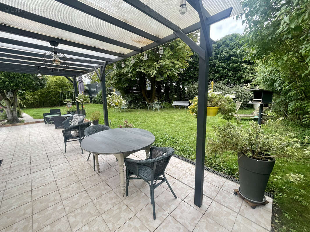 Maison à COIGNIERES