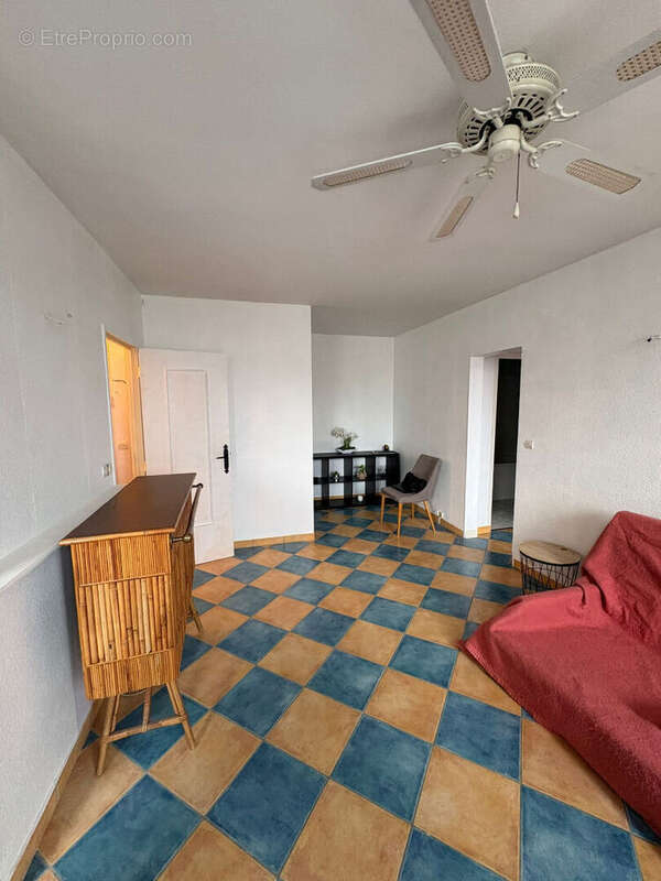 Appartement à FONTENAY-LE-FLEURY