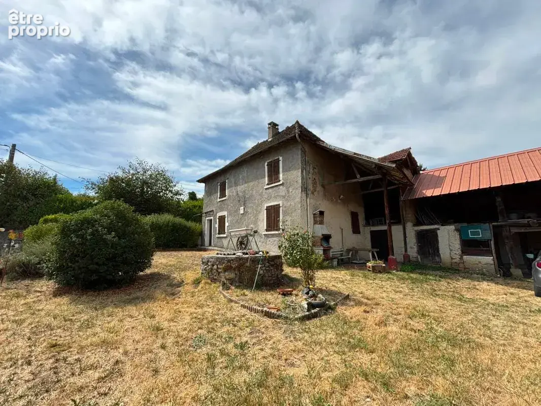 A vendre maison a rénover a faverges de la tour (38110) - photo 10
