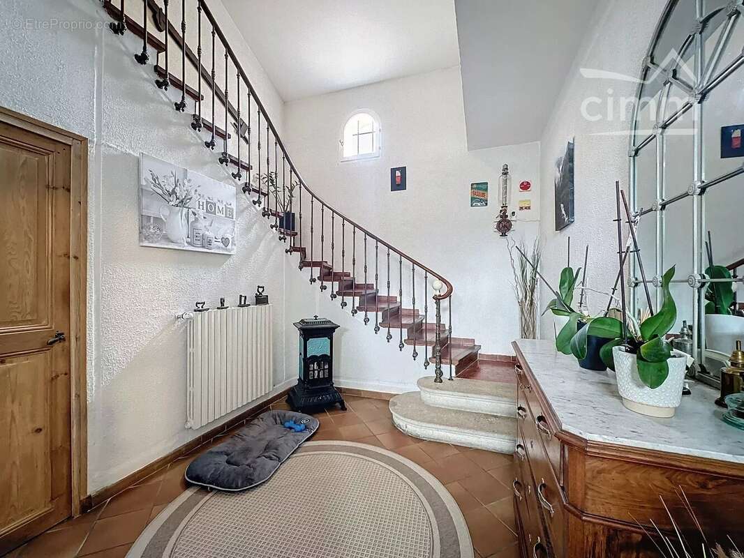 Maison à MALEMORT-DU-COMTAT