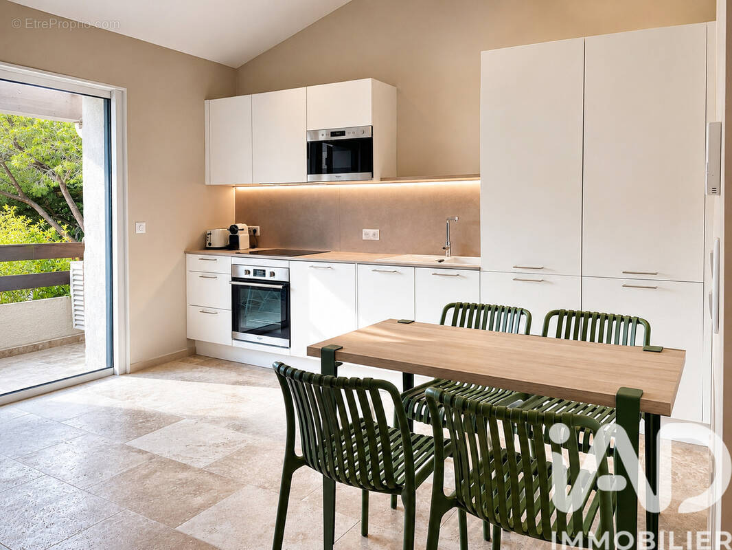 Photo 1 - Appartement à LA CROIX-VALMER