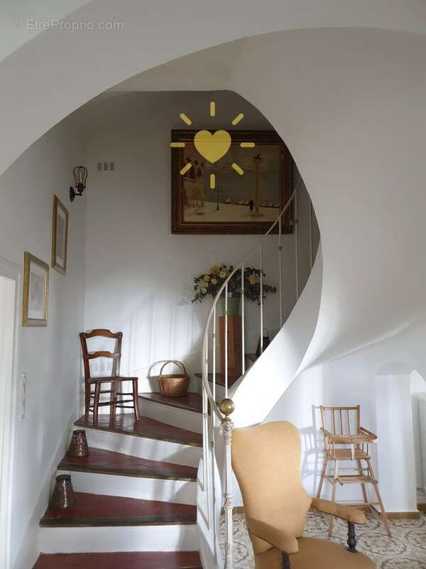 Bastide provencale renovee au calme accessible a pied du village - photo 8