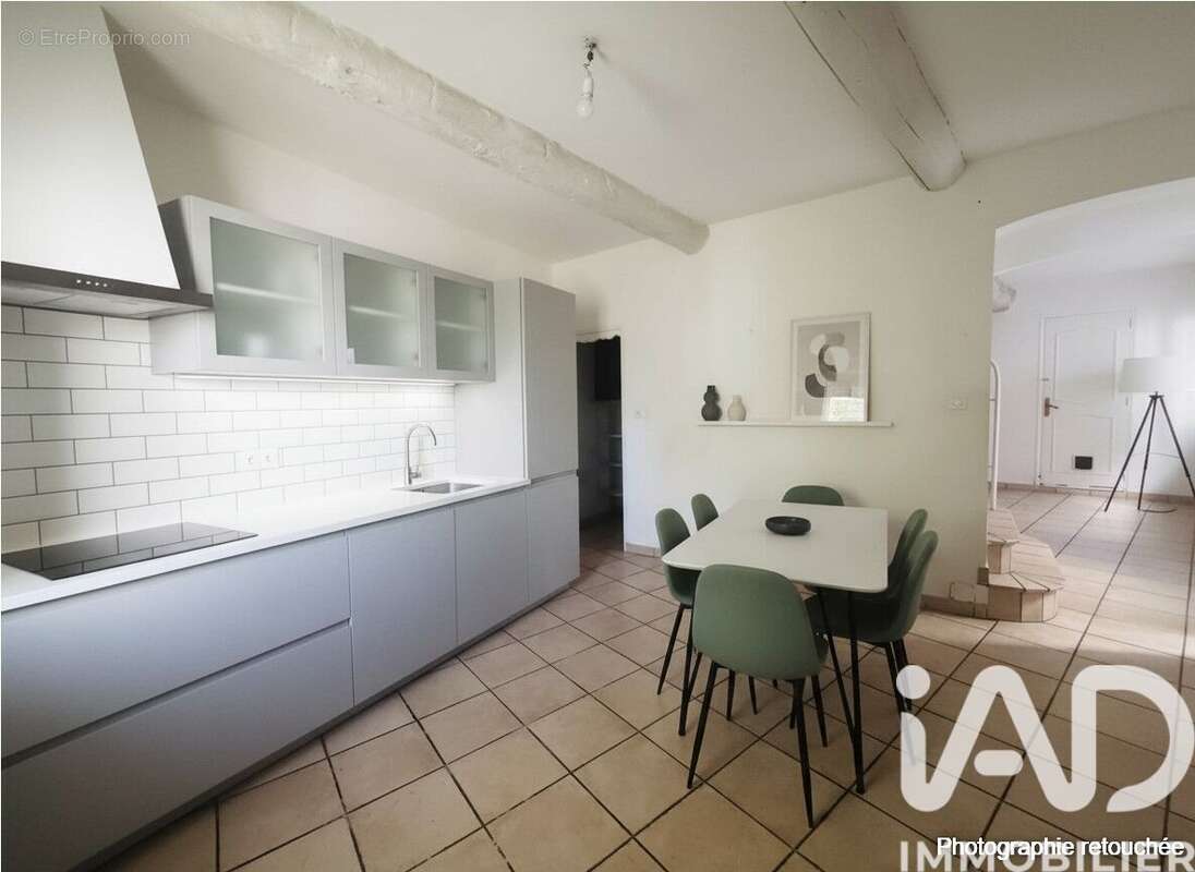 Photo 7