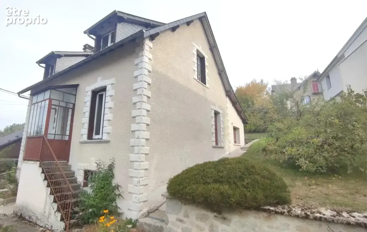 Maison avec terrain et garage , quartier calme d'USSEL 19200 - photo 2