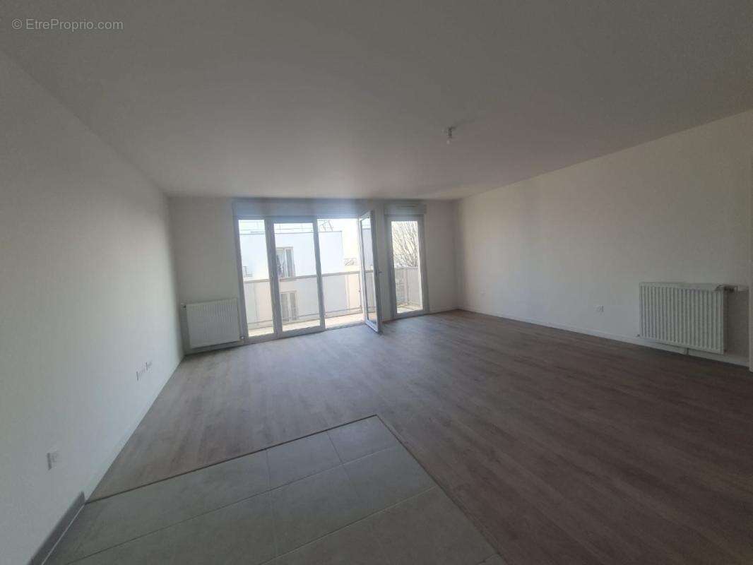 Appartement à ROSNY-SOUS-BOIS