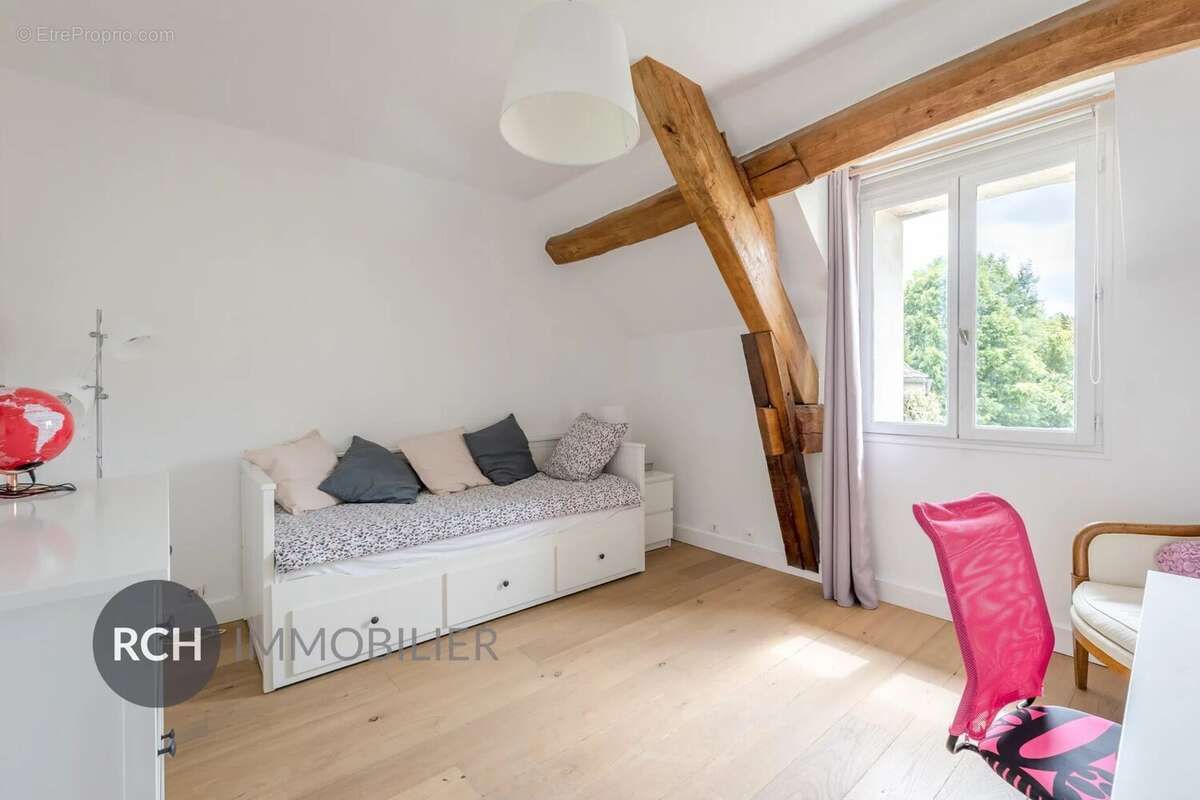 Maison à MONTFORT-L&#039;AMAURY