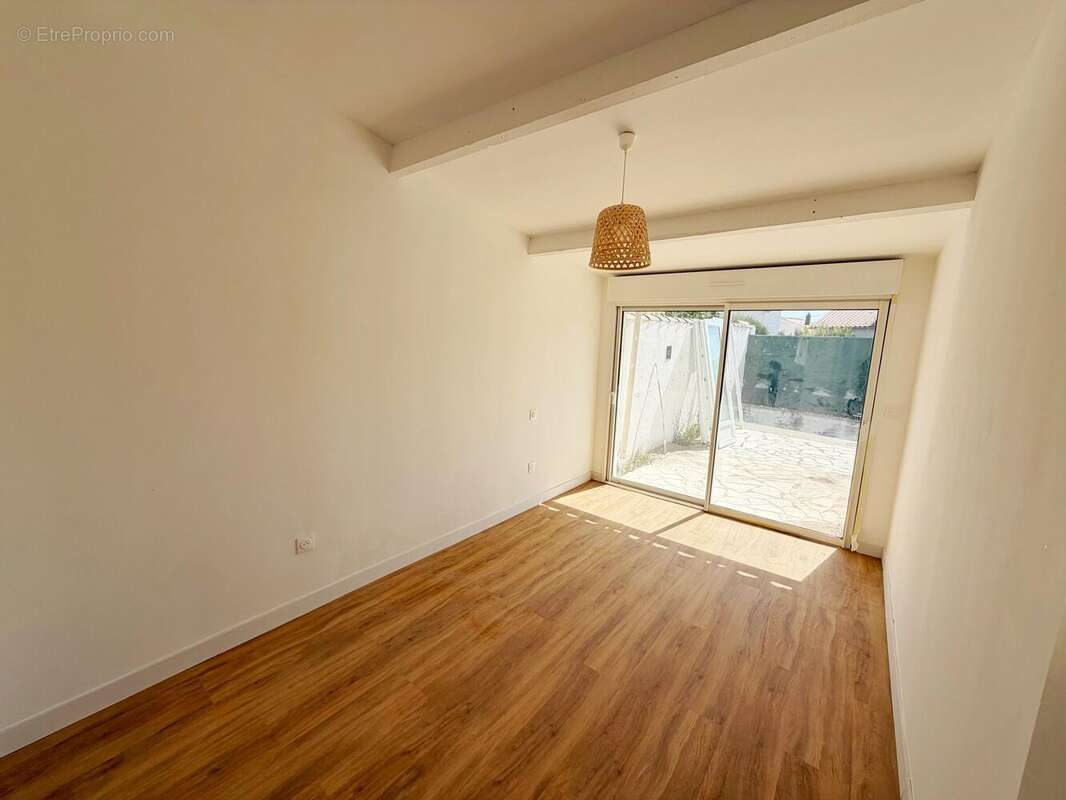Maison 81 m² à Castelnau-Le-Lez  - photo 3