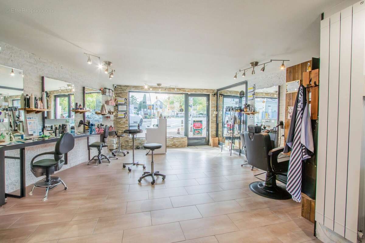 Appartement à LONGUE-JUMELLES