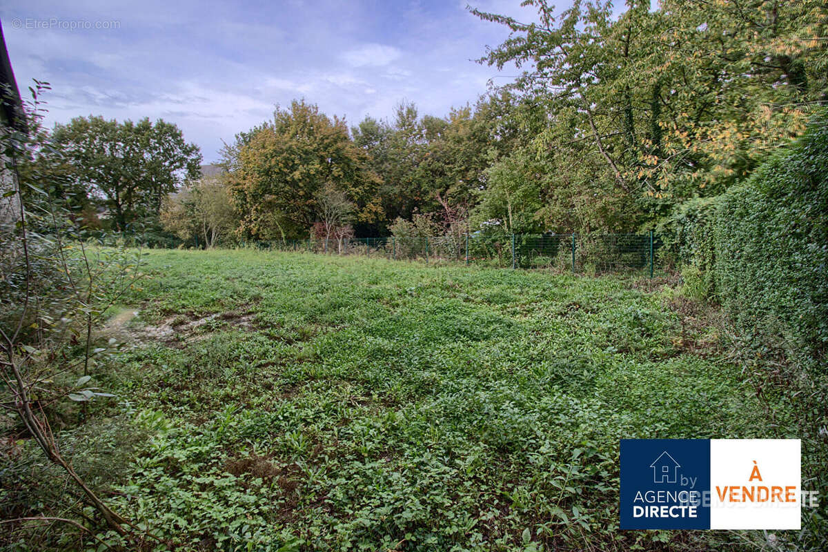 Terrain constructible 823 m² - photo 5