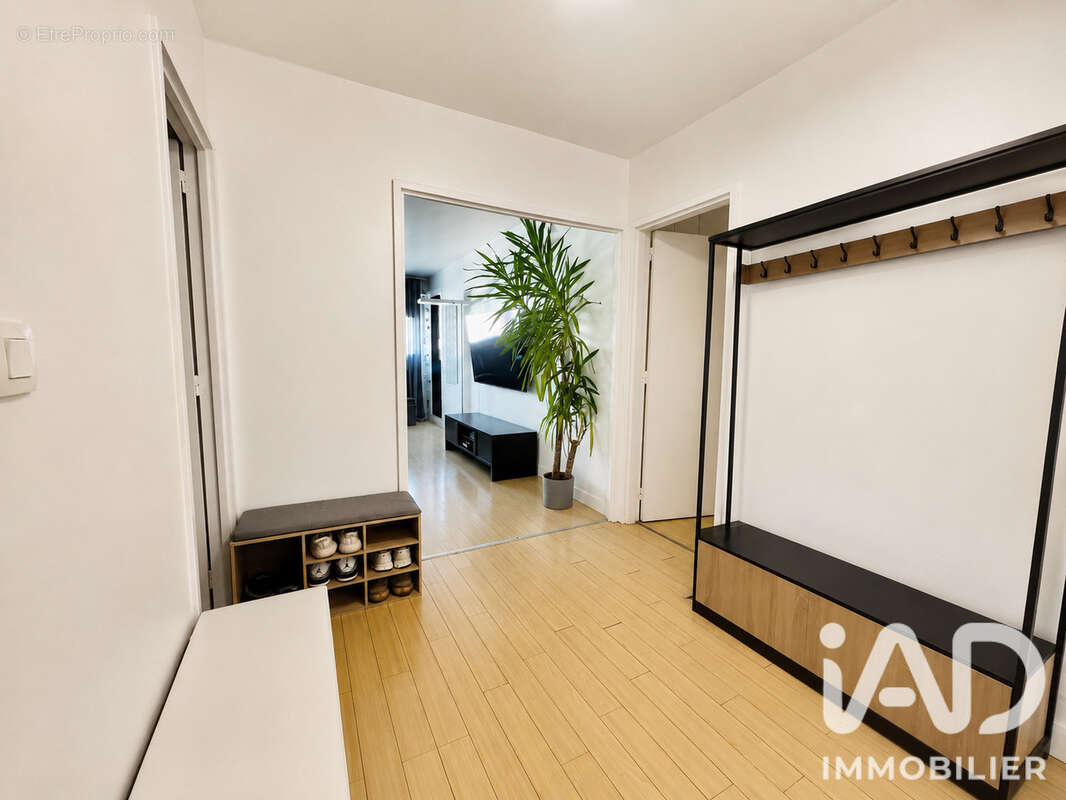 Appartement 82 m² à Creteil  - photo 7