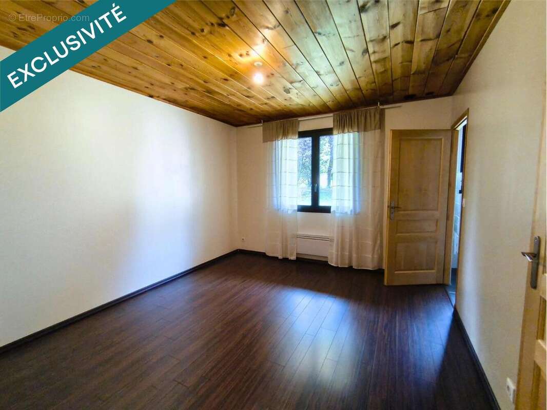Maison 223 m² à Aydat  - photo 6