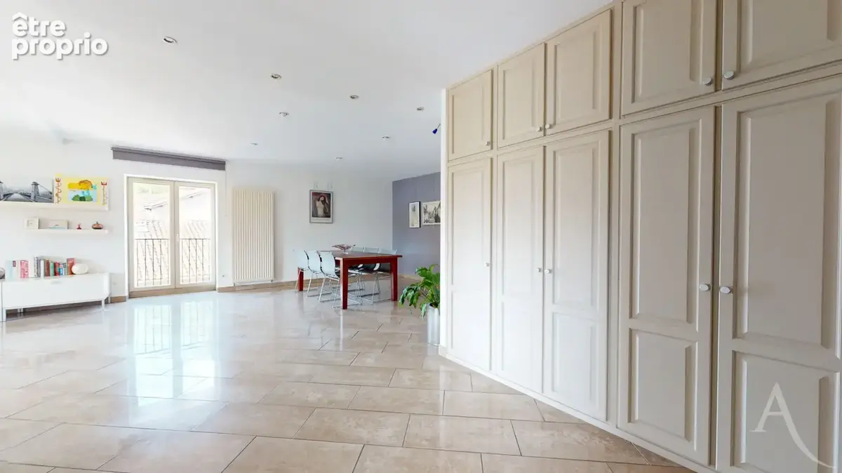 Appartement à LA TRONCHE