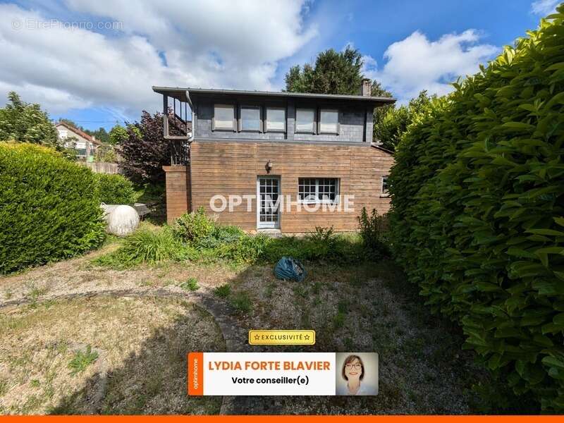 Appartement à CHATEAUNEUF-LA-FORET