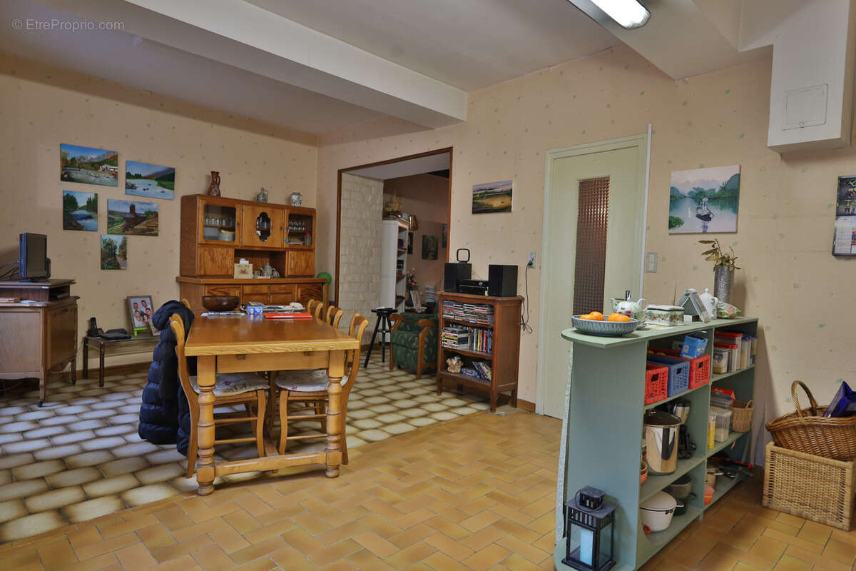 Maison à SAINT-GEORGES-D'ESPERANCHE