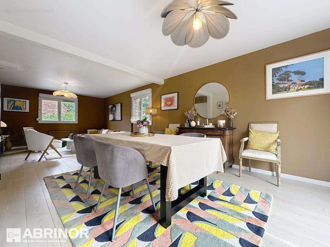 Maison à MARCQ-EN-BAROEUL