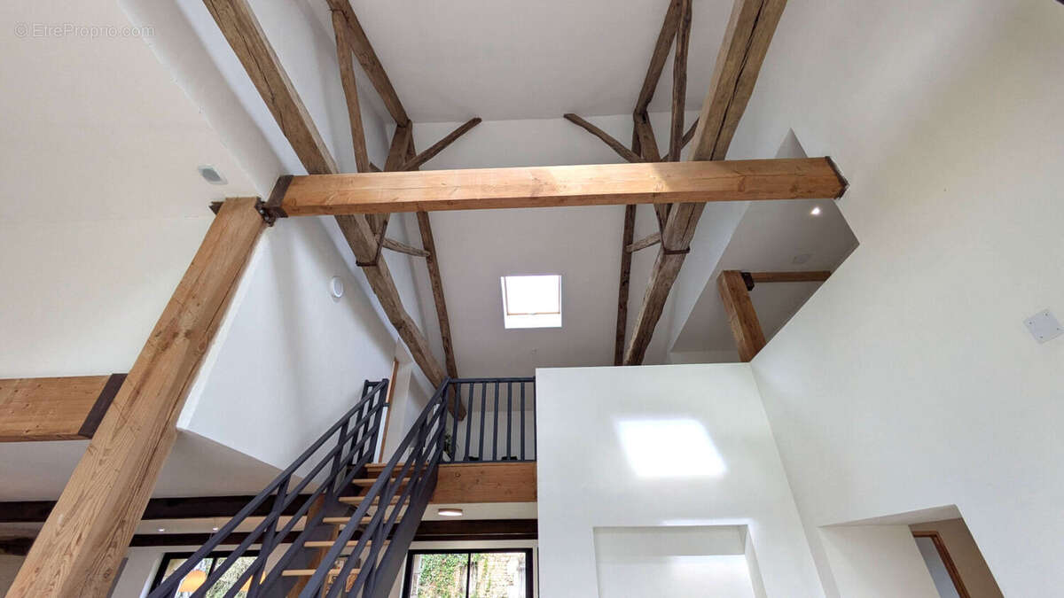 Maison à SAINT-MARTIN-L'ARS