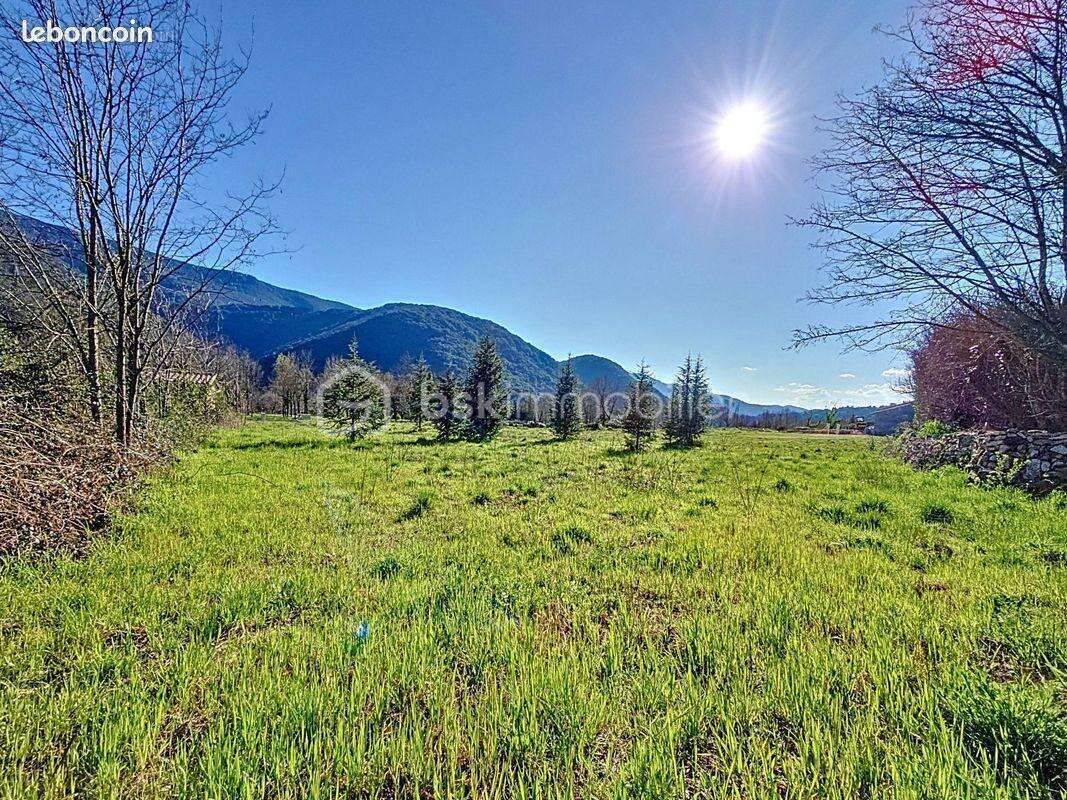 Terrain à COLOMBIERES-SUR-ORB