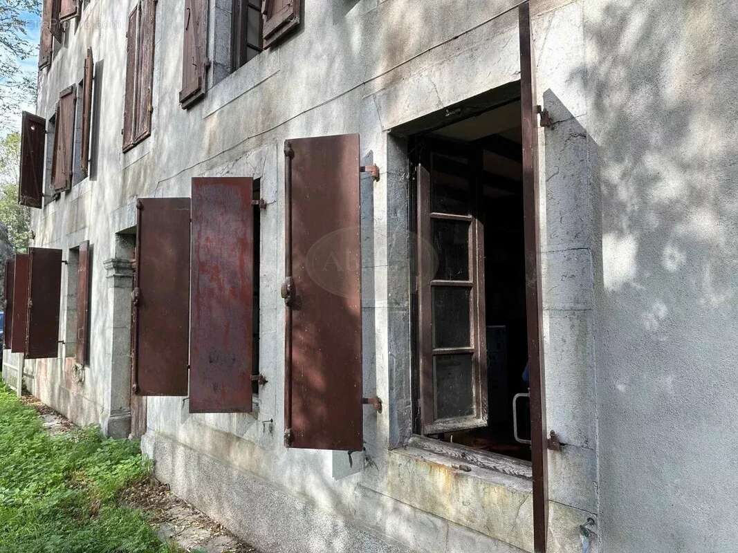 Maison à SAINT-LAURENT-DE-NESTE