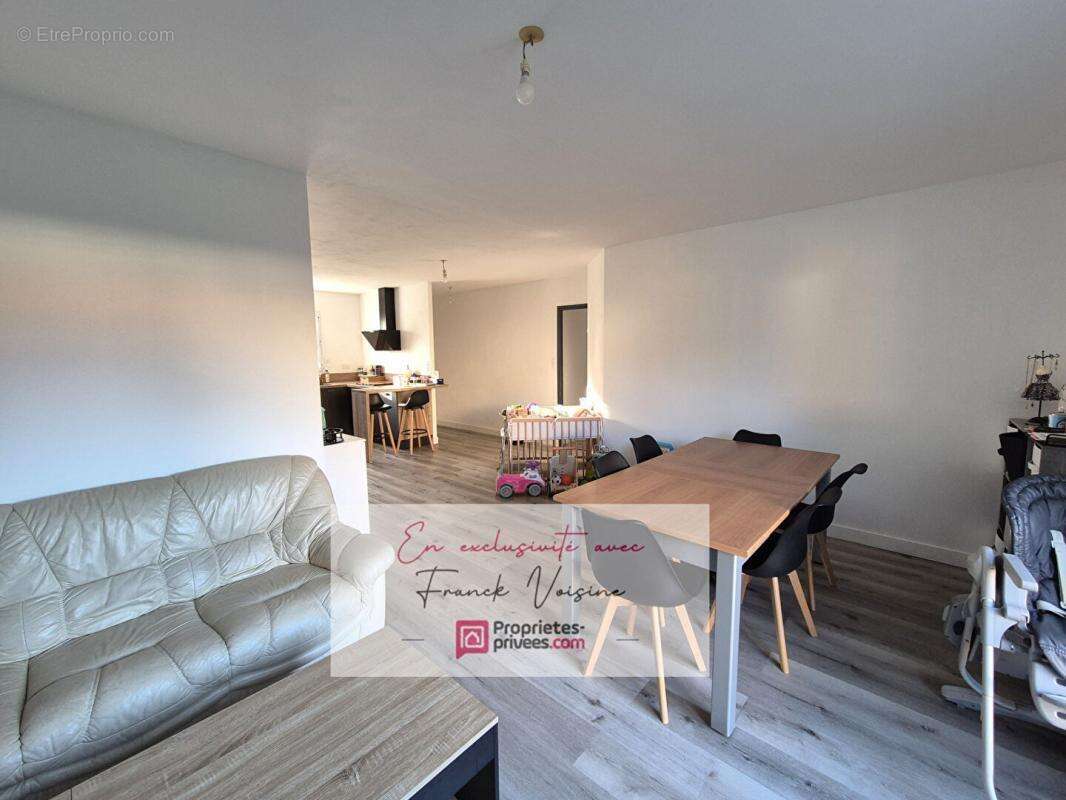 Maison à SAINT-PROUANT