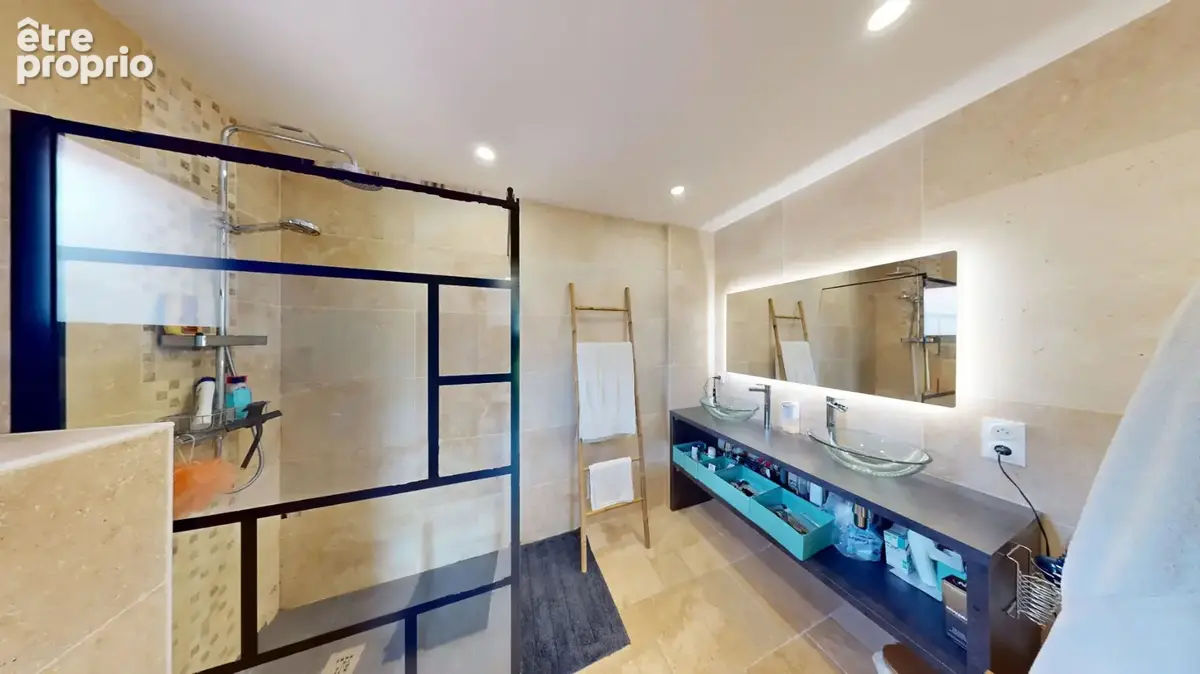 Villa contemporaine de 125 m² avec piscine / Jarrie - photo 12
