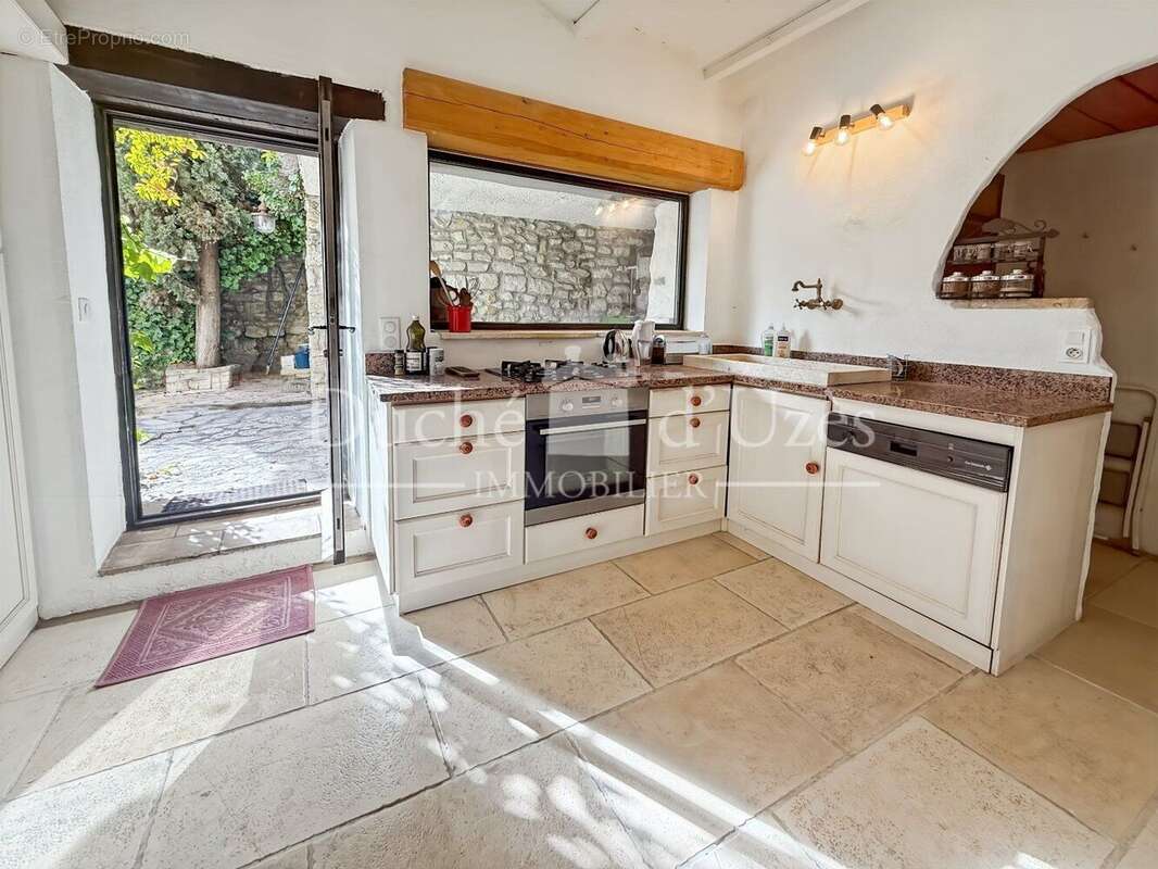 Photo 3 - Maison à ARAMON