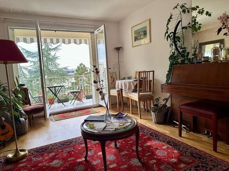 Appartement à VERSAILLES