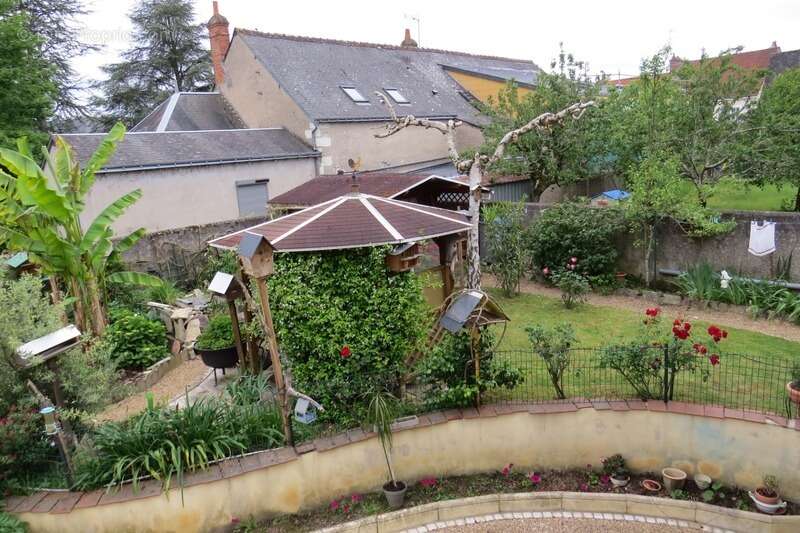 Maison à SAINT-CYR-SUR-LOIRE