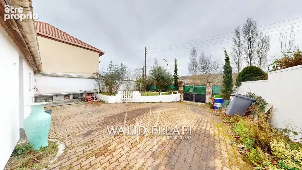 Maison 94 m² à Villeneuve-Le-Roi  - photo 2