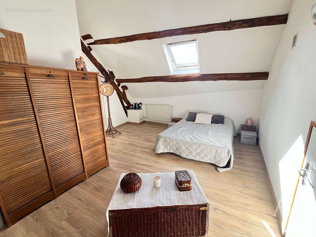 Maison à FOLLAINVILLE-DENNEMONT