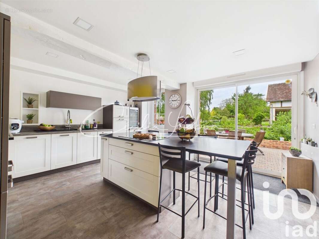 Photo 4 - Maison à SAINT-SEROTIN