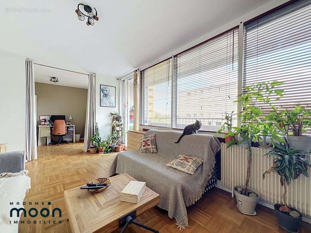 Appartement à OULLINS