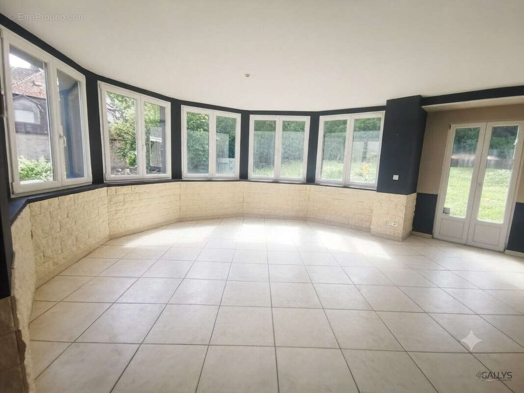 Appartement 124 m² à Hagondange  - photo 7