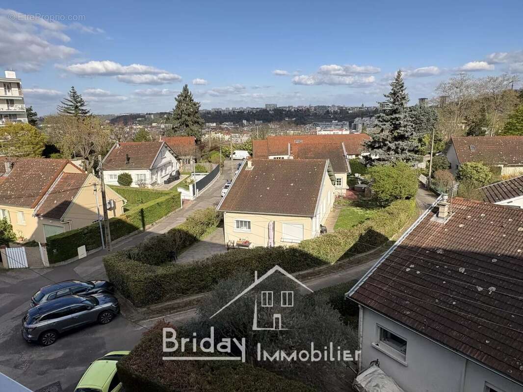 Appartement à LYON-9E