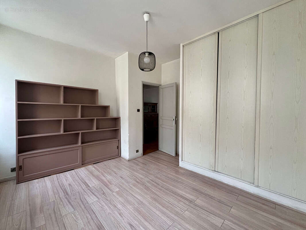 Appartement à MARSEILLE-6E