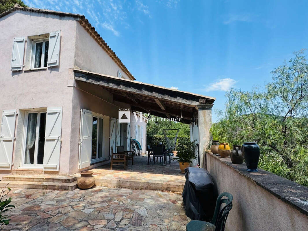 Maison à GRIMAUD