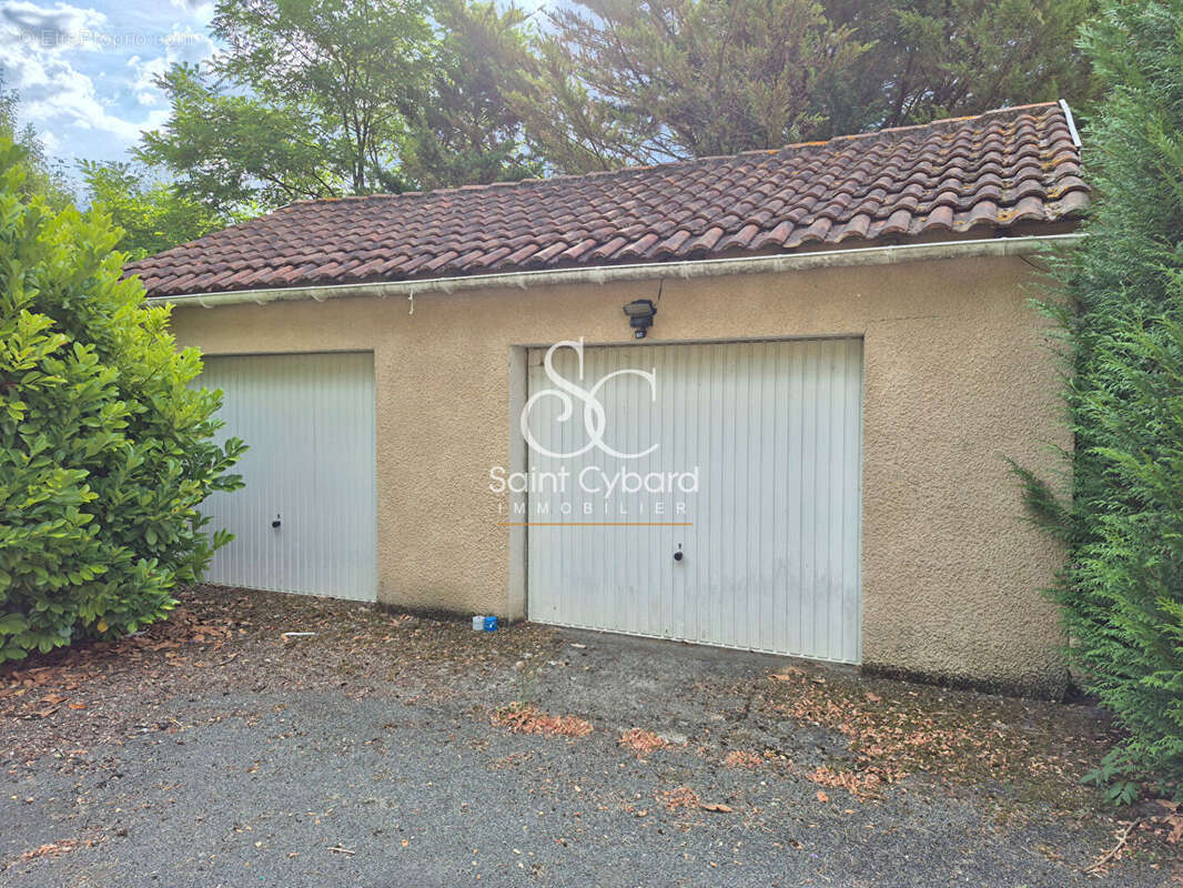 Maison à SAINT-AMANT-DE-BOIXE