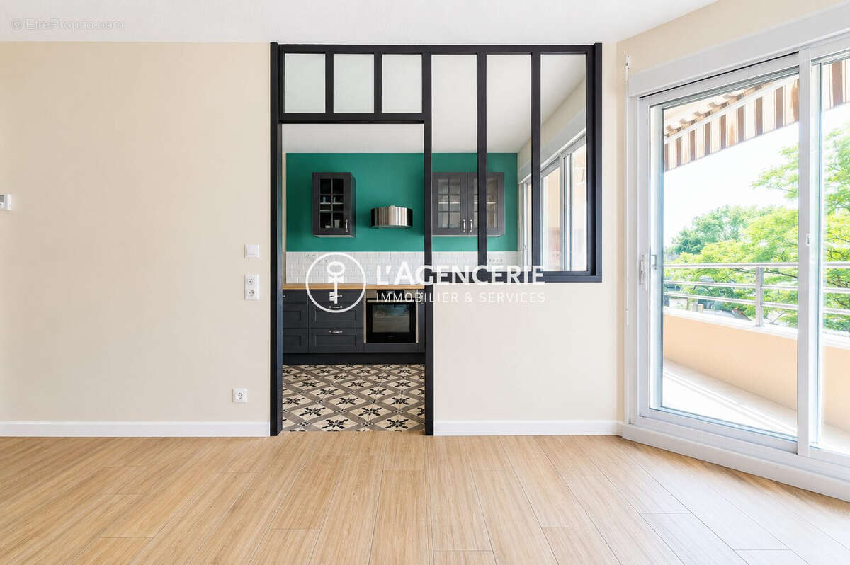 Appartement à BORDEAUX