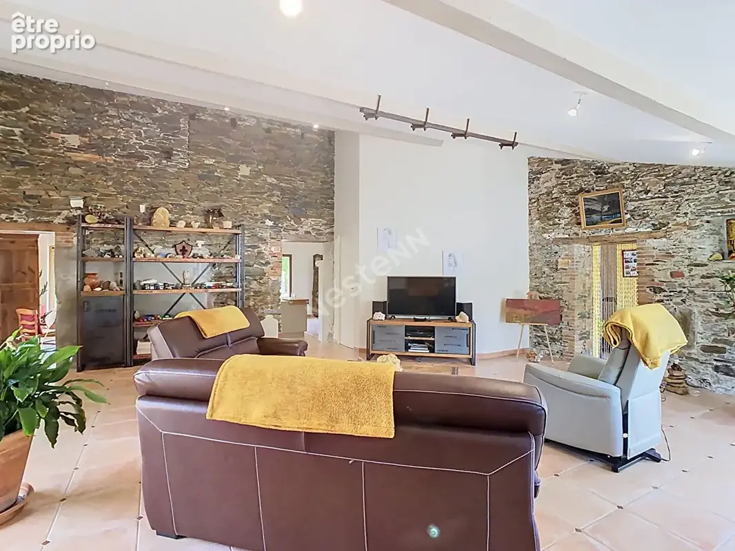 Longère à vendre sur La Regrippiere - photo 2