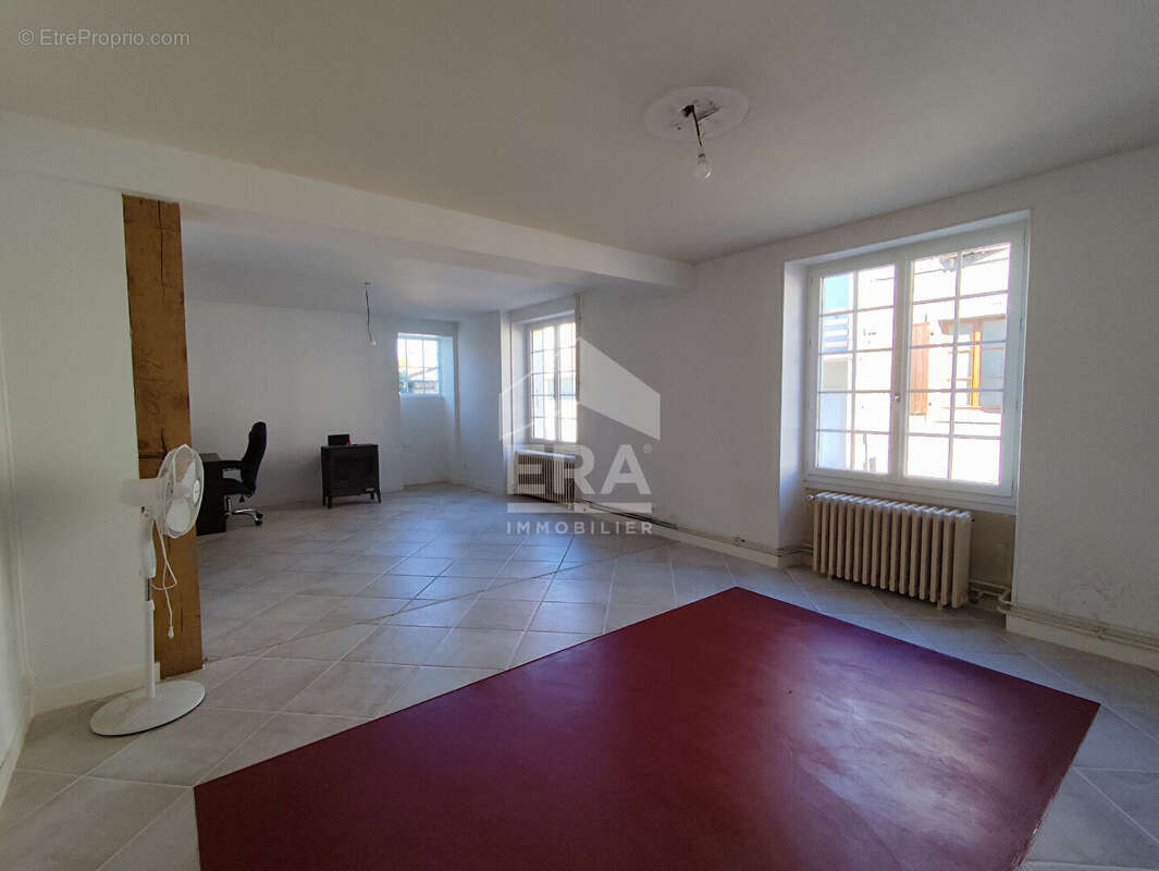 Maison à SAINT-LAURENT-DE-CERIS