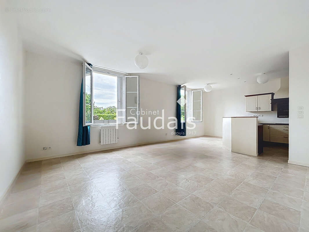 Appartement à BARNEVILLE-CARTERET