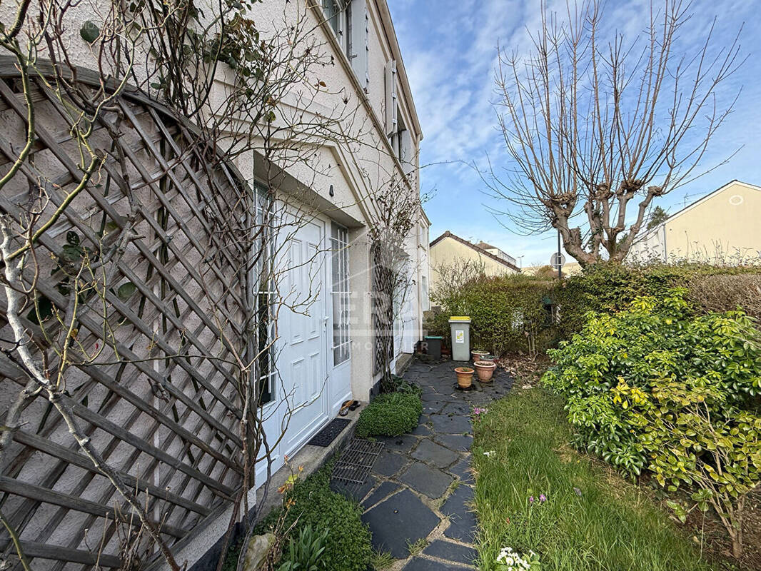 Maison à VILLEPREUX